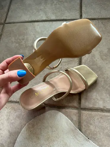 Amazon Heels thumbnail 3