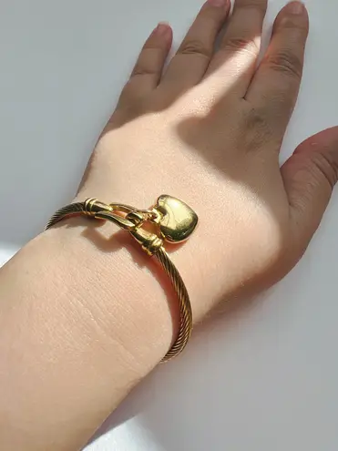 Gold bangle non tarnish with heart charm