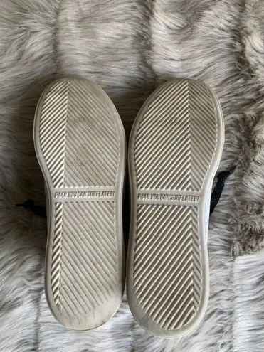 P448 "ZOE" Thea Platform Sneaker Size 37