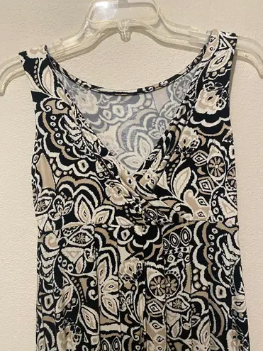 St. John Bay - V Neck Sleeveless Dress