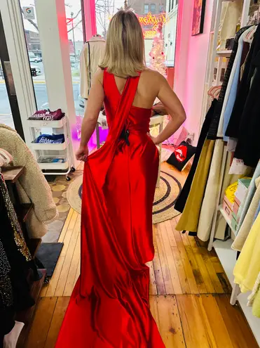 Boutique Red Satin One Shoulder Maxi Prom Dress 