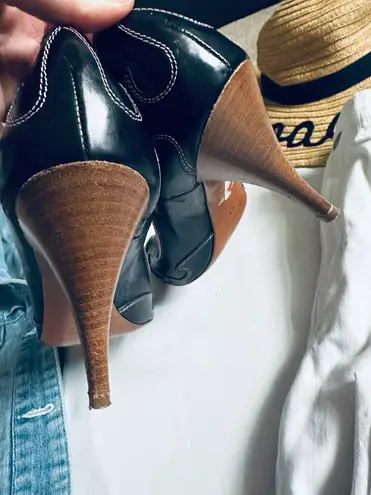 Romanelli Vintage Made in Italy black/pink leather scalloped detail pinup heels