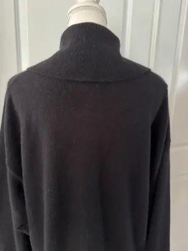 Equipment Women's Mathilde Turtleneck Cashmere Sweater. MSRP $350