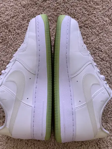 Nike Glow In The Dark Air Force 1