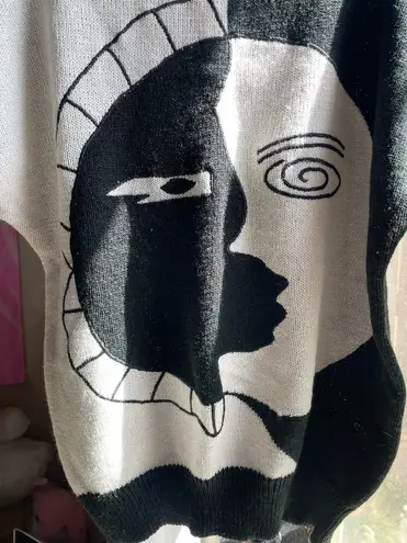 Vintage Jaymee Papell abstract two face moon acrylic black and white top Size L