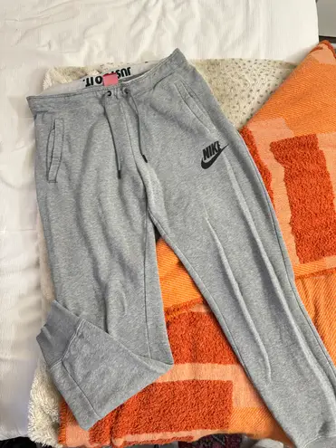 Nike Sweatpants Gray