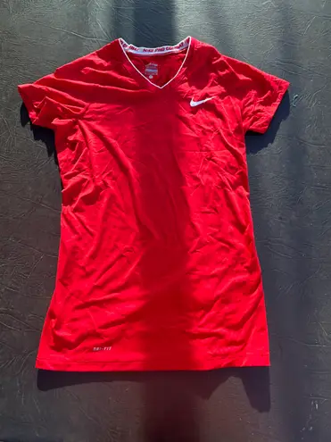 Nike Pro Red Athletic T-Shirt Women’s XS