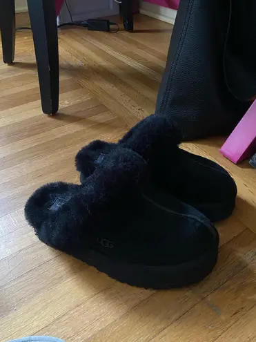 UGG  Black Disquette Slippers Platform - Image 5