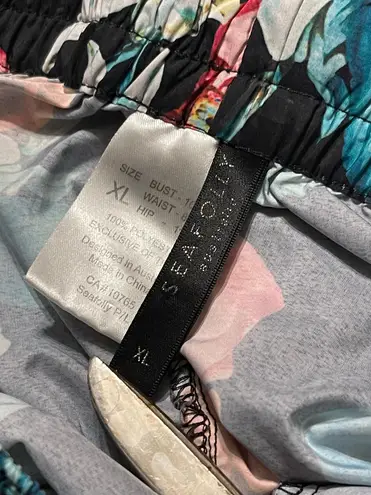 Sea Folly Women’s XL Tropical Print Board Shorts 3” Inseam Swim Cover Up