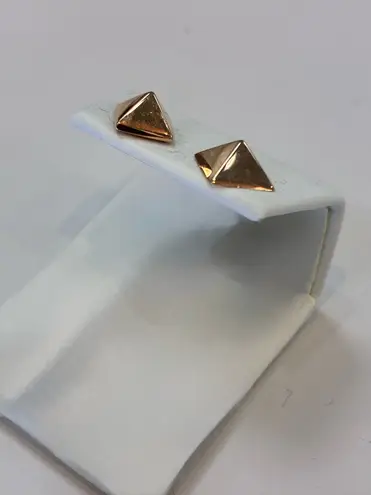 14k Solid Rose Gold Pyramid Stud Earrings