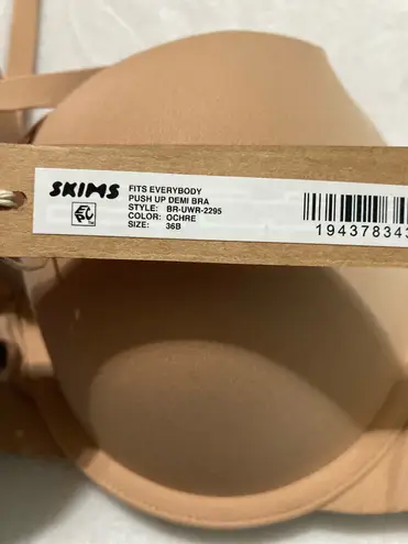 SKIMS Fits Everybody Push-Up Bra 36B