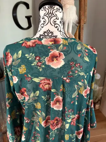 Ember size XL green floral blouse - top