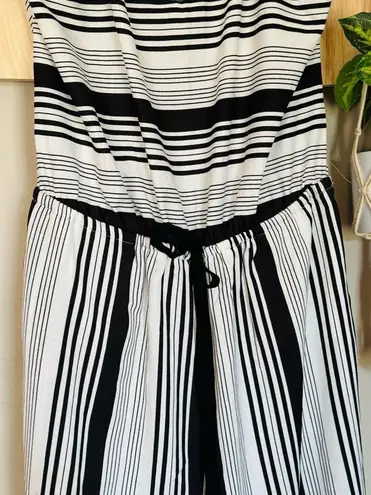 Hem & Thread  Jumpsuit Size LARGE Stripes Romper Tie Waist  NWOT