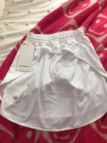 Lululemon NWT  Hotty Hot Skirt