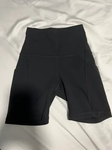 Lululemon Wunder Train High-Rise Short with Pockets 6”