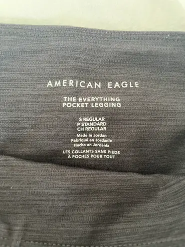 American Eagle Grey Heathered Leggings