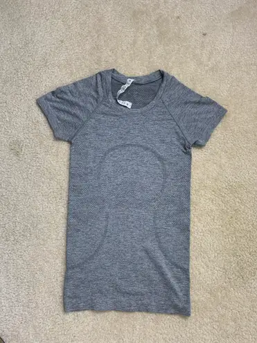 Lululemon Swiftly Tech Short Sleeve