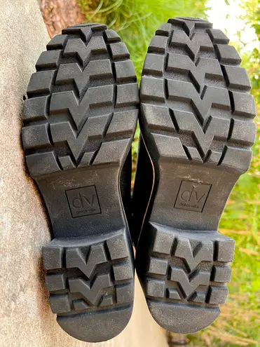 Chunky Chelsea Boots Black Size 7.5