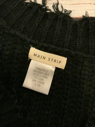 Main Strip Distressed Sweater - Small