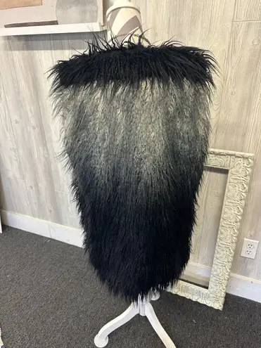 Miss London Faux Fur Vest