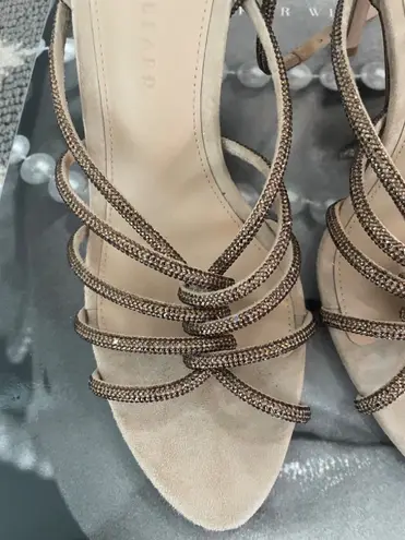 Veronica Beard ANEESHA TOPAZ STRAPPY SANDALS SIZE 8!