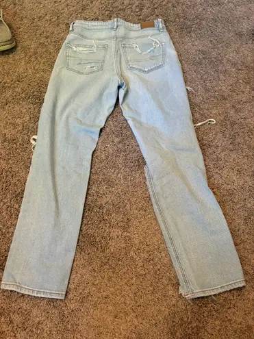 American Eagle Outfitters Mom Jeans