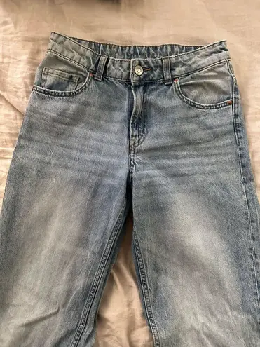 H&M  Divided Straight Leg Jeans thumbnail 3