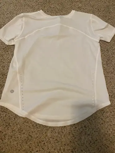 Lululemon High Neck Run Train Tee