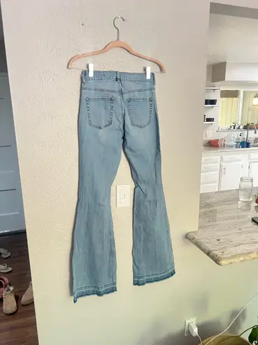 House of Harlow high rise flare light wash distressed jeans 26