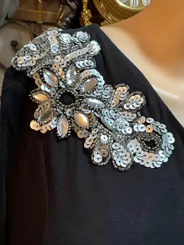 Vertigo black one shoulder sequin top