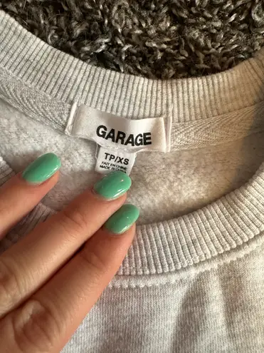 Garage crew neck