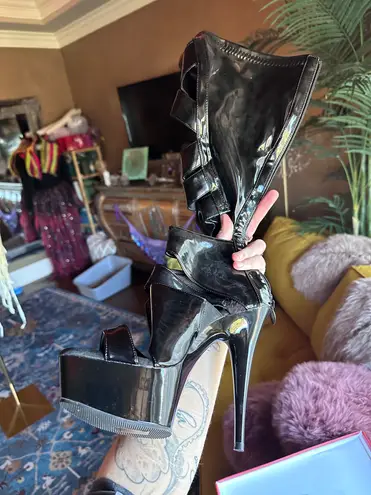 Pleaser Pumps Black Size 9