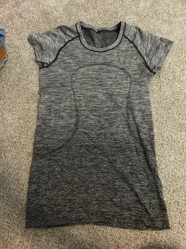 Lululemon Swiftly Tech Short Sleeve