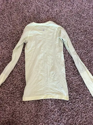 Lululemon Swiftly Tech Long Sleeve