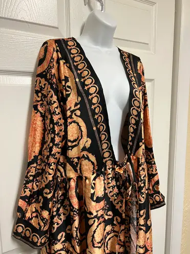 Serozimda Black & Gold Printed Cover Up Robe