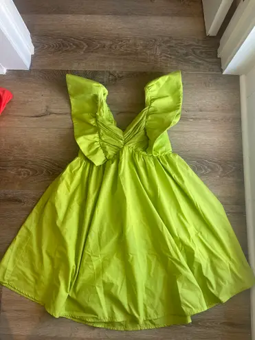 Entro green  ruffle sleeve dress