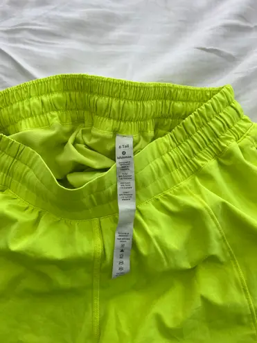 Lululemon Hotty Hot Shorts 4”