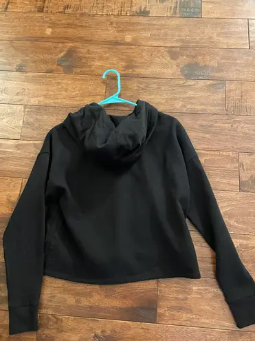 Calvin Klein Cropped Hoodie