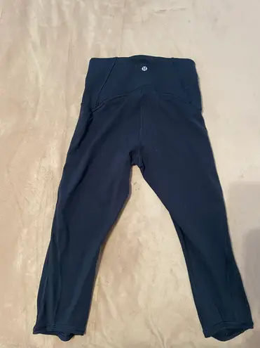 Lululemon Navy Cropped Leggings