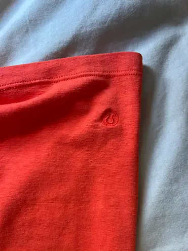 Lululemon cropped shirt