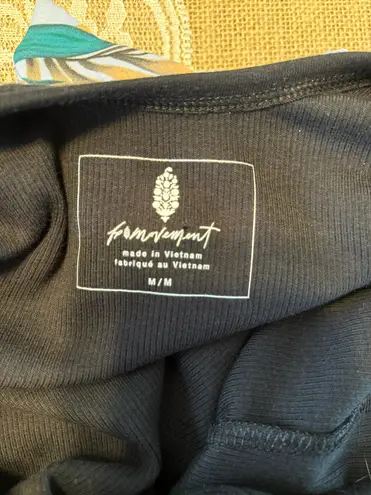 Free People Movement NWOT black active yoga spaghetti strap tank top