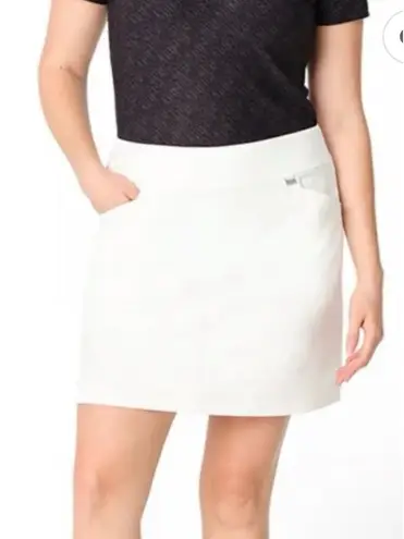 Greg Norman Skort Women Size 8 White Rayon Nylon Blend Golf