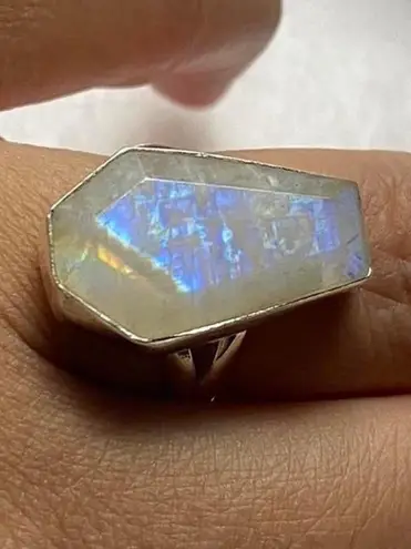 925 Silver Natural Rainbow Moonstone Gemstone Ring Size 5.75
