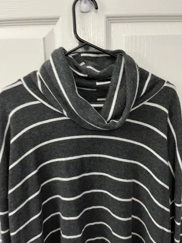 PaperMoon Oversized Medium Gray & White Striped Cowl Neck Tunic Top
