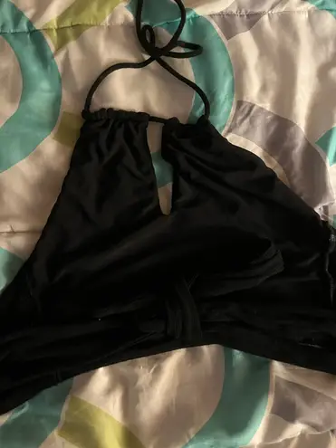 White Fox Boutique  Black Top - Image 4