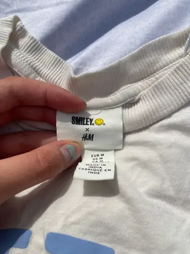 H&M smiley and  oversized Tshirt - Image 7