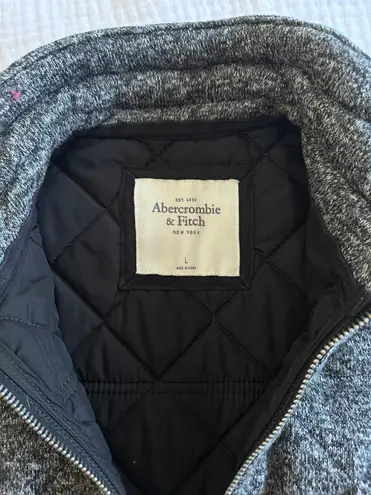 Abercrombie & Fitch Vest