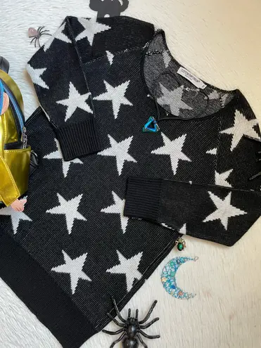 Cotton Emporium Black and White Star print lightweight Sweater