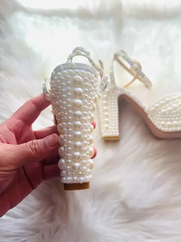 Opulent Pearl Platform Bridal Heels White Size 8