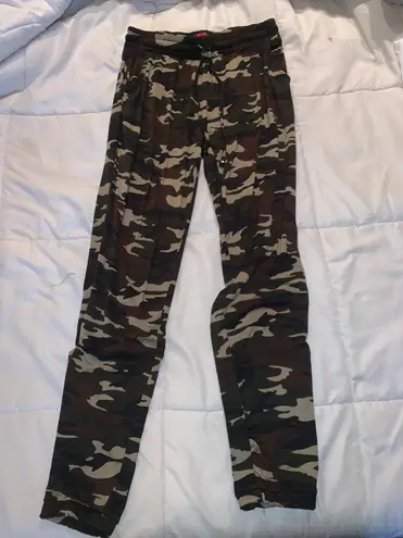 Hot Kiss Patterned Soft Joggers Multiple Size M 10 From Casey